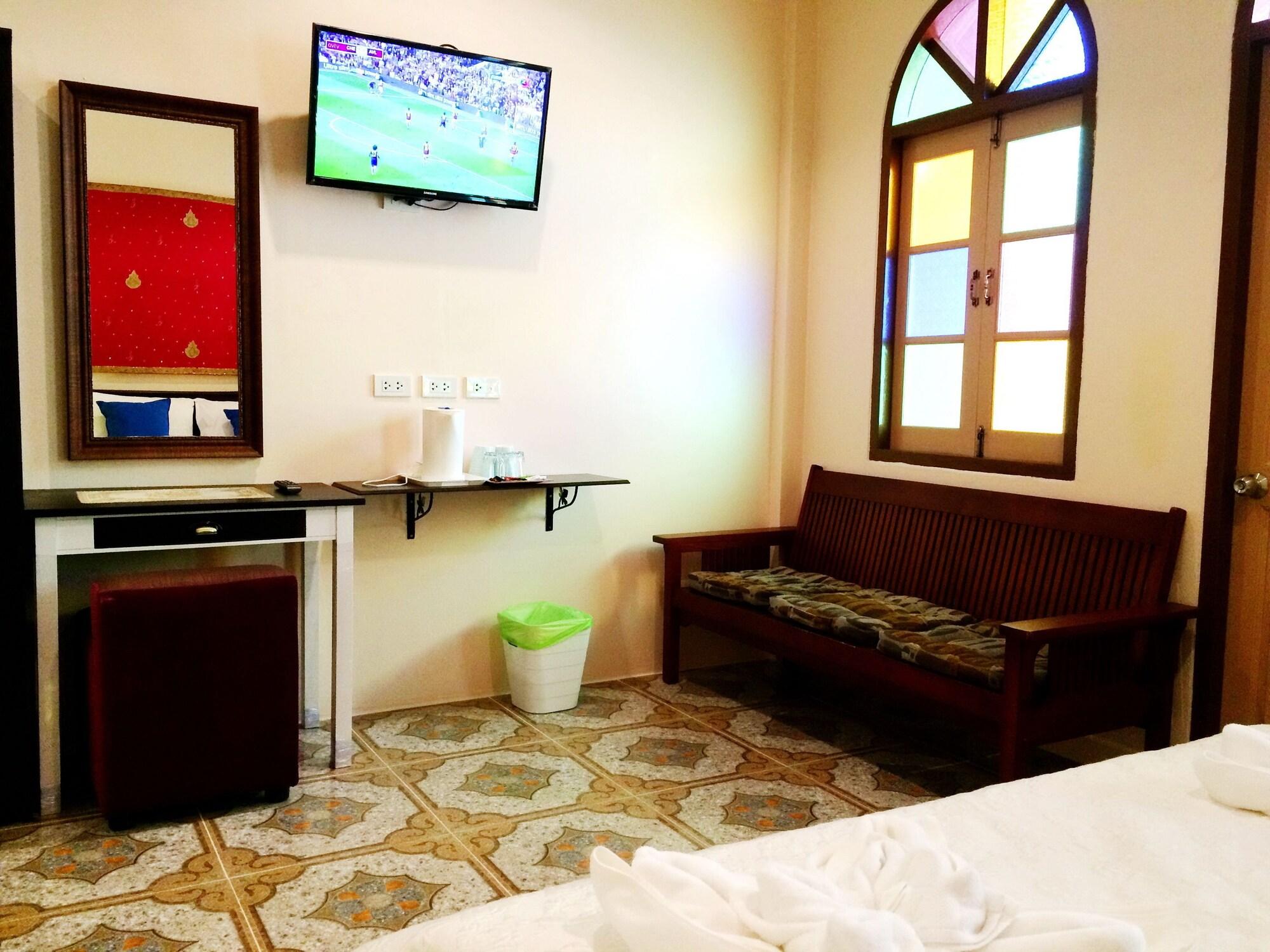 โกลด์ซี บีช Hotel Patong ภายนอก รูปภาพ