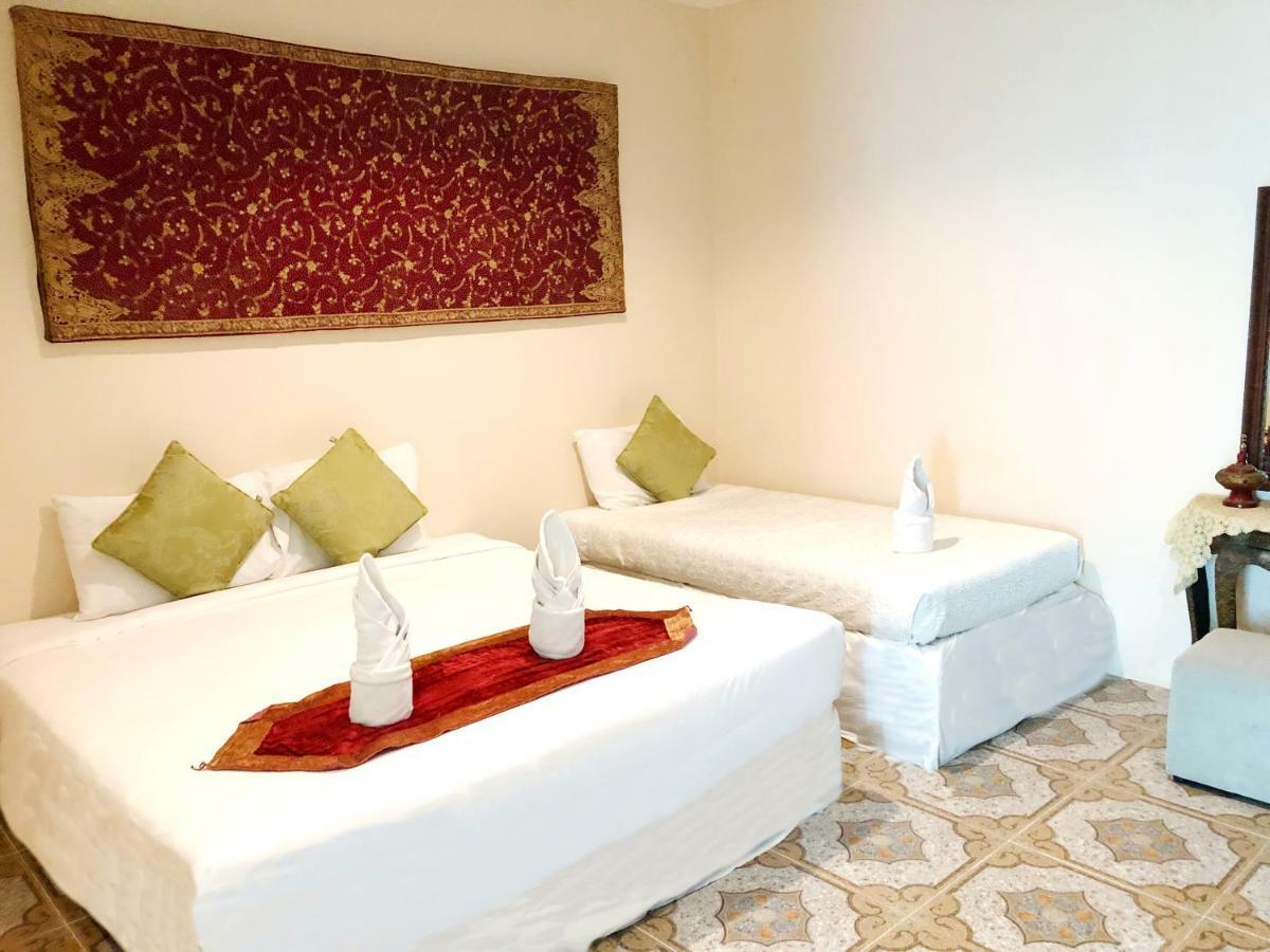 โกลด์ซี บีช Hotel Patong ภายนอก รูปภาพ